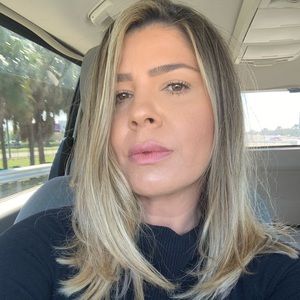 Meet your Posher, Ana